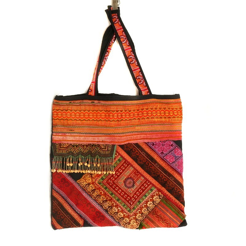 Embroidered shoulder bag from Chiang Mai BAG-V5