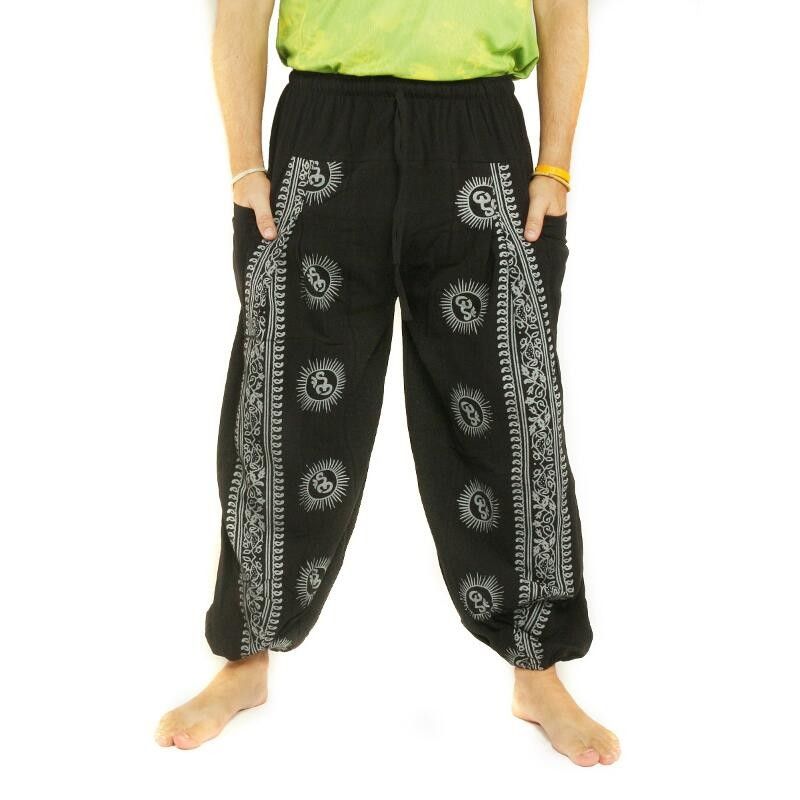 Om Goa pants with floral print black