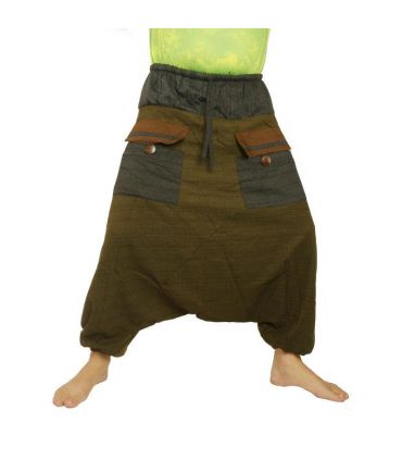 Harem pants with large pockets