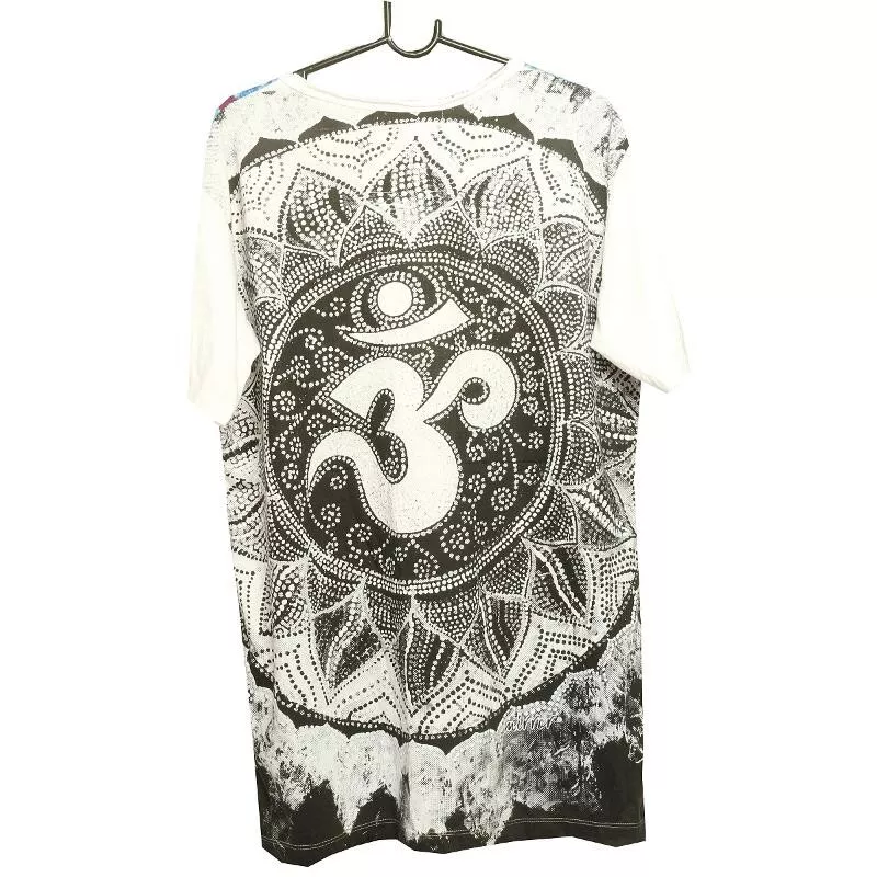 "Mirror" Om Mandala T-shirt size L