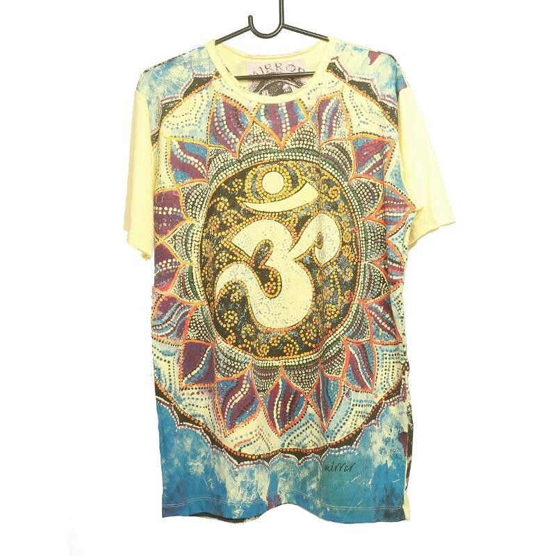 "Mirror" Om Mandala T-Shirt Size L