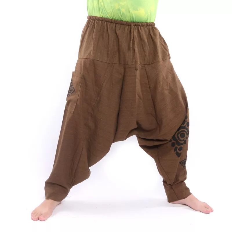 Harem pants floral ornaments