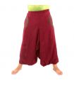 Pantalon sarouel rouge foncé avec 2 poches latérales et applications en tissu