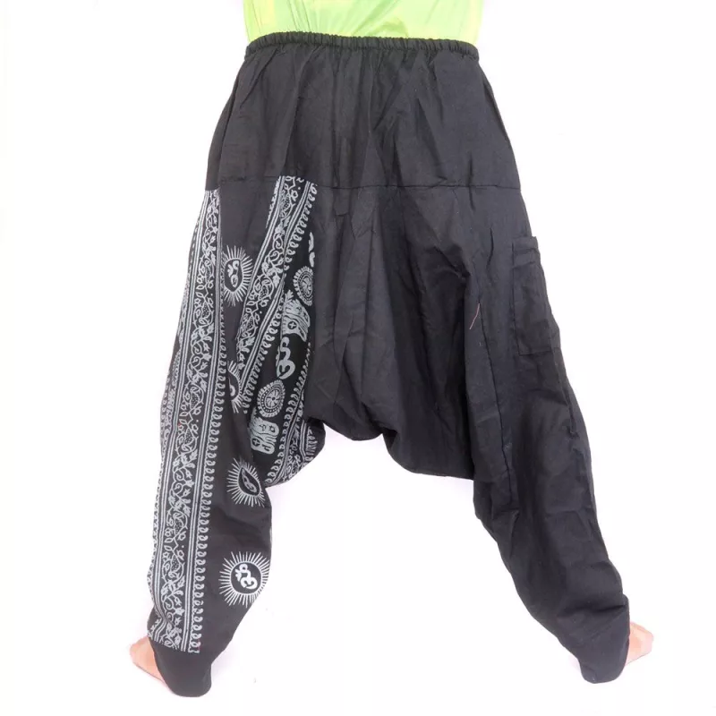 Aladinhose mit Om/Floral Design Aufdruck - schwarz