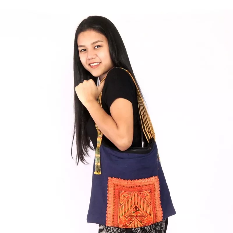 Sac à bandoulière brodé de Chiang Mai