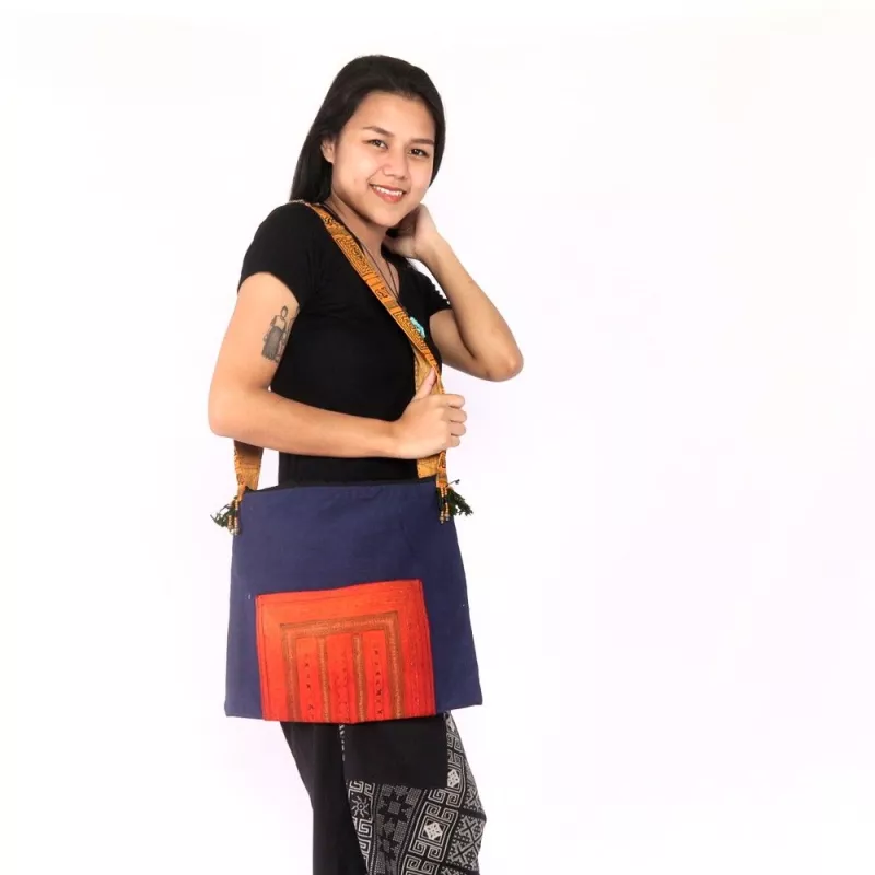 Shoulder bag embroidered from Chiang Mai