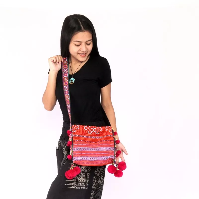 Sac à bandoulière brodé de Chiang Mai