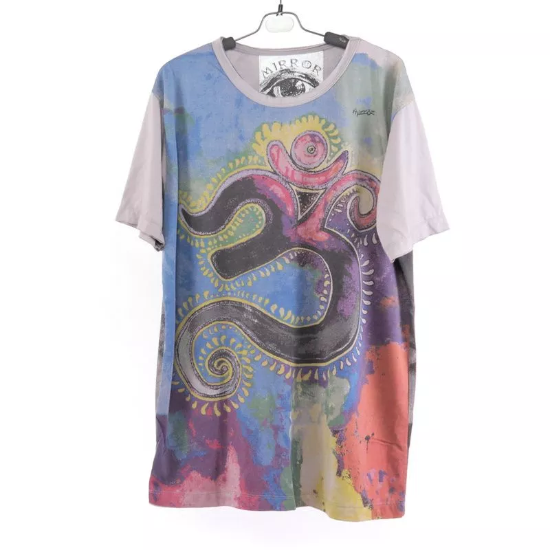 "Mirror" Om T-Shirt Size M
