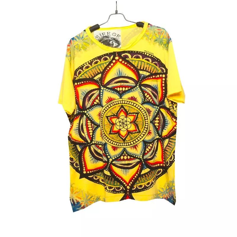 "Mirror" Mandala T-Shirt size M
