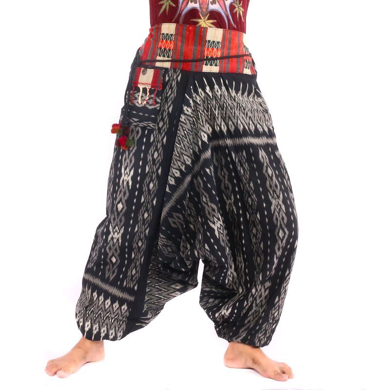 Pantalon sarouel motif aztèque noir