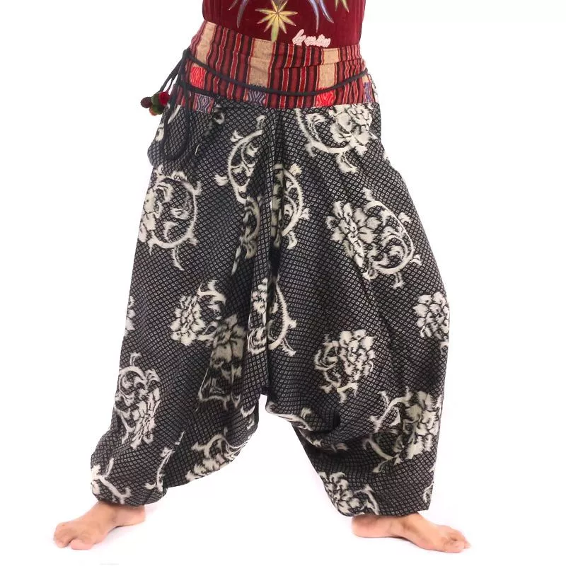 Aladinhose florales Muster