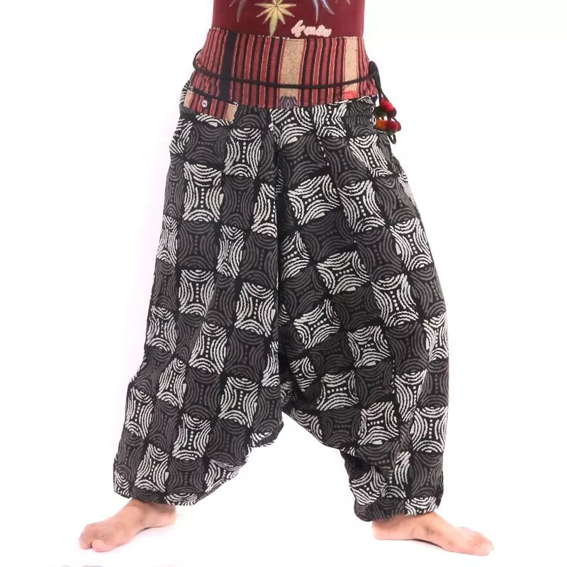 Aladinhose Nord Thailand quadratisches Muster