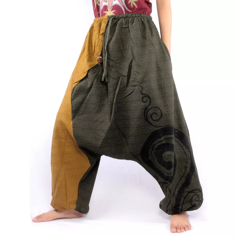 Aladinhose zweifarbig grün hellbraun mit Spirale bedruckt