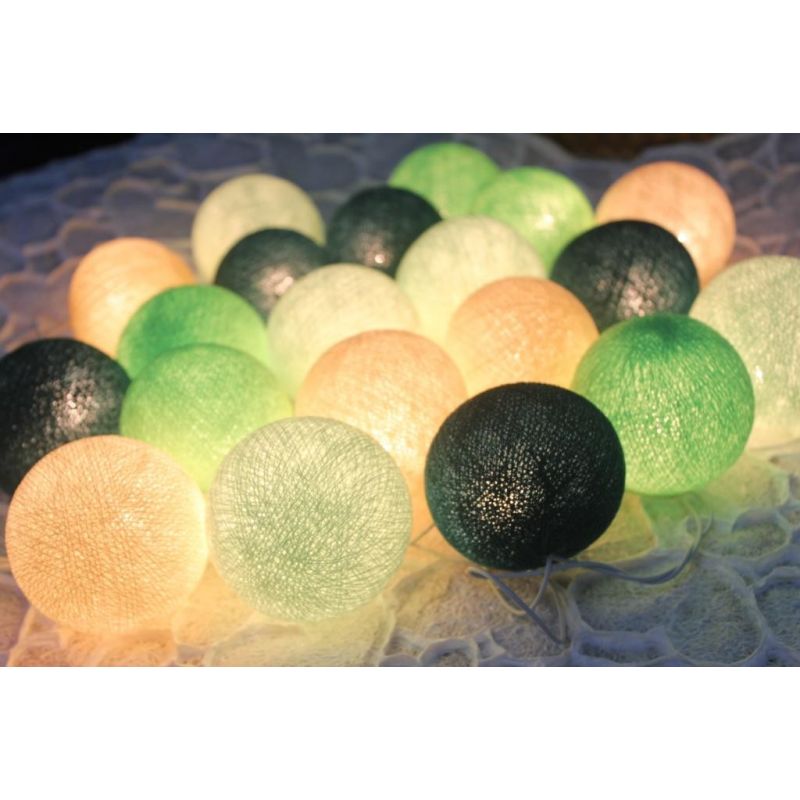 chaîne légère de boules de coton, mélange vert