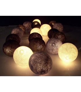 Luces de Navidad hechas de bolas de algodón, mezcla gris