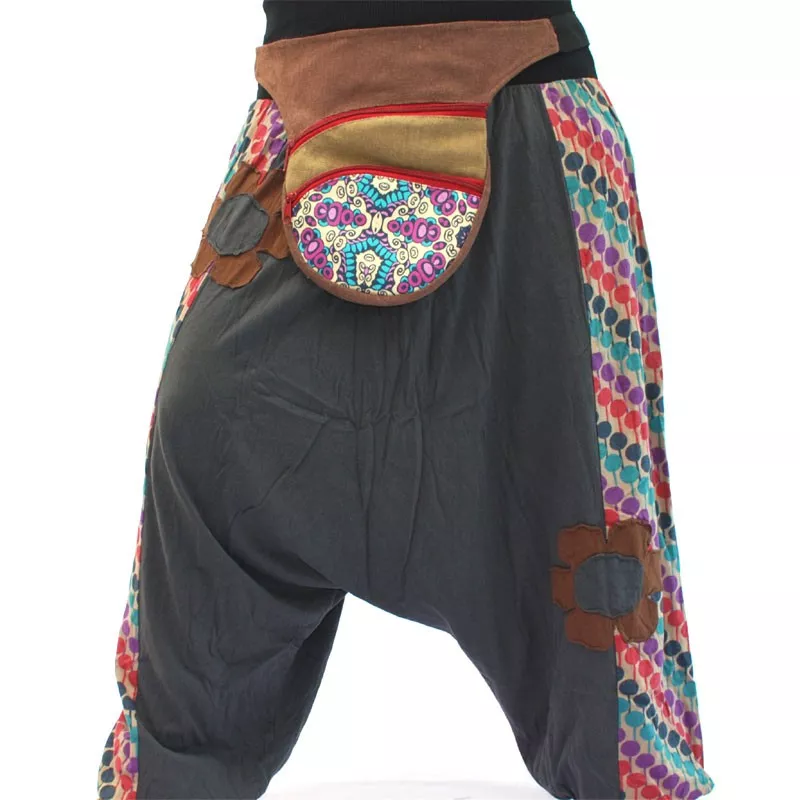 Fanny pack in retro design